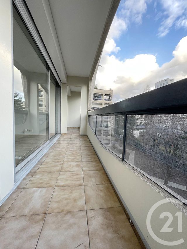 Appartement F2 à louer COURBEVOIE