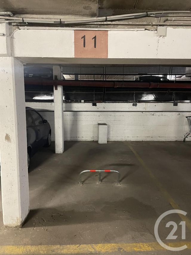 parking à louer - 10.5 m2 - COURBEVOIE - 92 - ILE-DE-FRANCE - Century 21 Conseil Immobilier